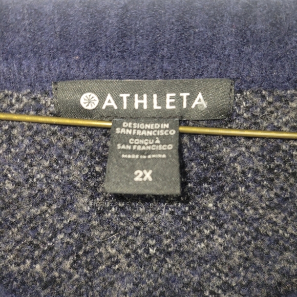 Womens Athleta Sweater - Picture 3 of 5